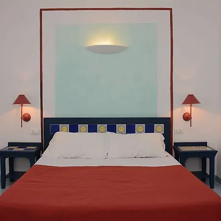 Mangia's Hotel 4*