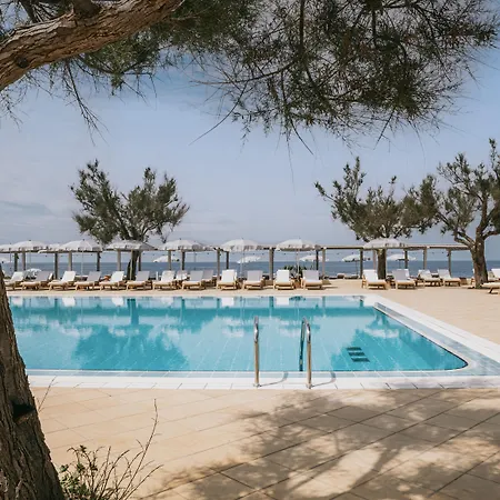 Mangia's Hotel 4*